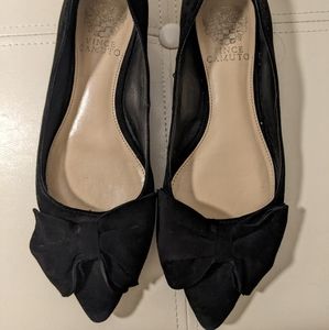 Vince Camuto Black suede bow flats 6.5 fits size 7 dress rare black style trendy